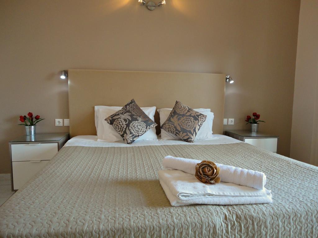 Galini Beach Studios And Penthouse Mesongí Zimmer foto